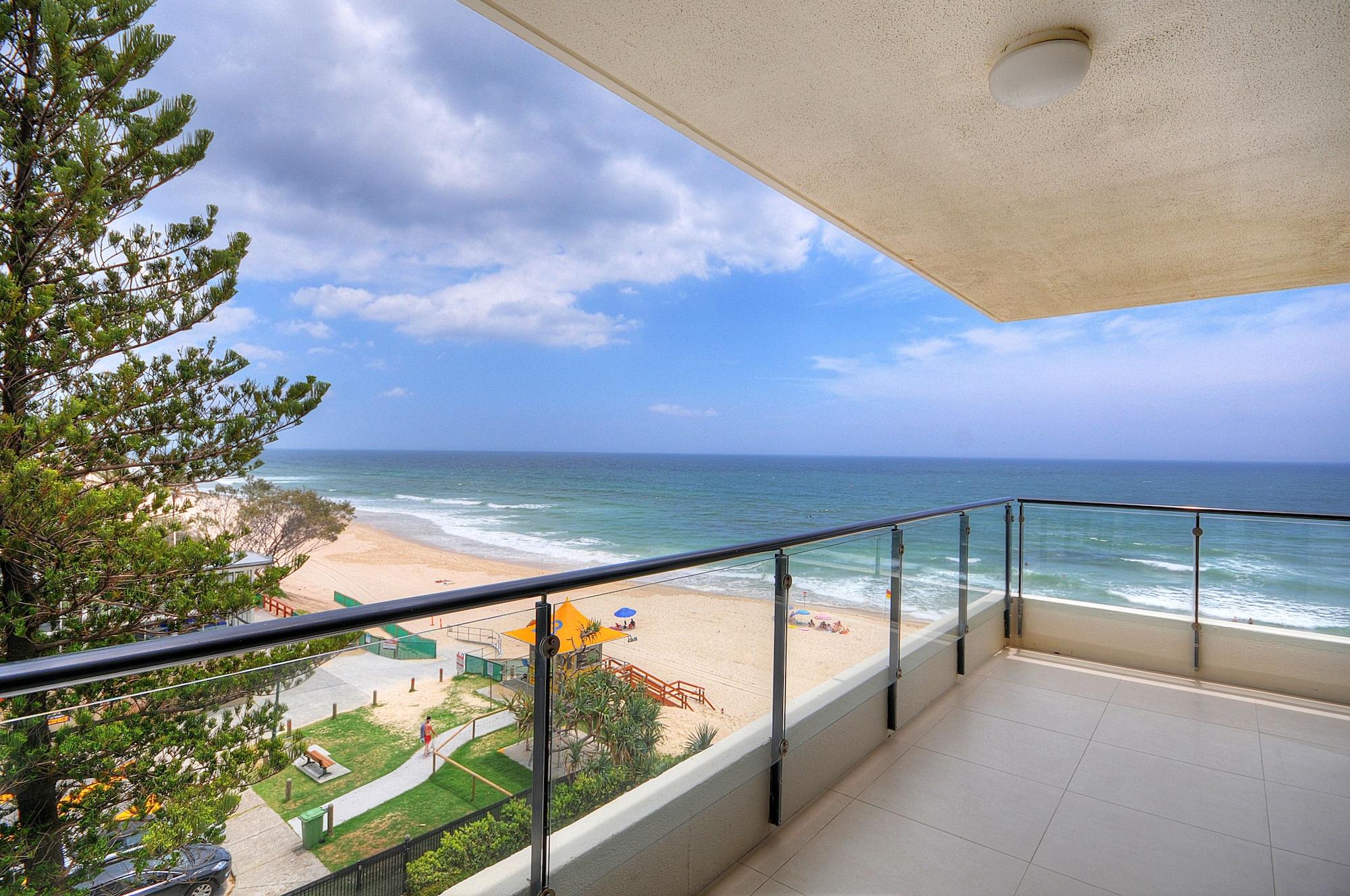 Spindrift On The Beach - Absolute Beachfront Mermaid Beach Exterior photo