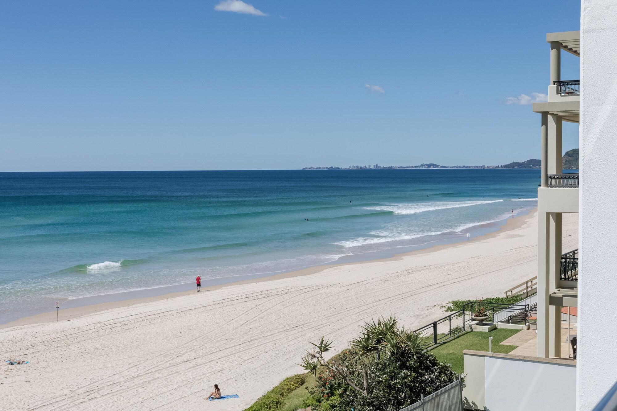 Spindrift On The Beach - Absolute Beachfront Mermaid Beach Exterior photo